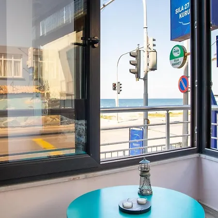 Colorful Apartment With Sea View Near Sea In Guzelbahce, Izmir Lejlighed