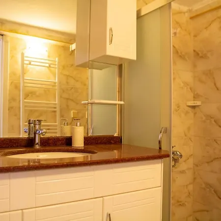 Colorful Apartment With Sea View Near Sea In Guzelbahce, Izmir * İzmir